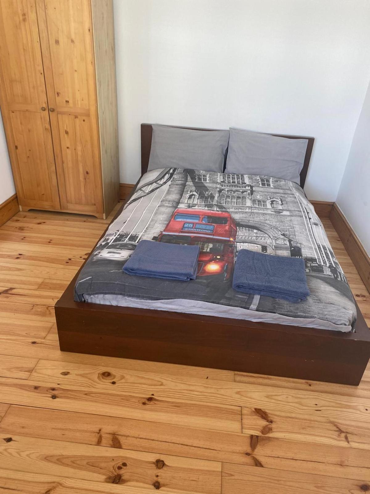 Lovely Rooms In West London Northolt  Экстерьер фото